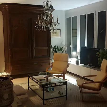 D'hotes De La Vaine Bed and Breakfast 3*